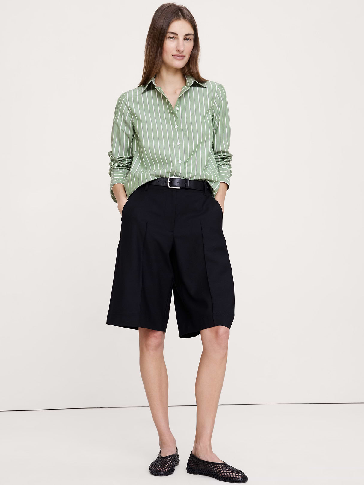 The Everyday Shirt in Cotton Poplin - Green Stripe