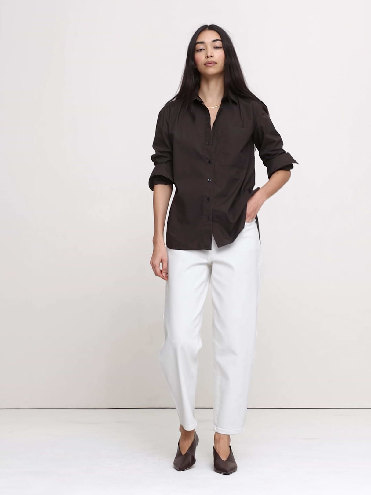 The Oversized Shirt in Cotton Poplin - Brownstone