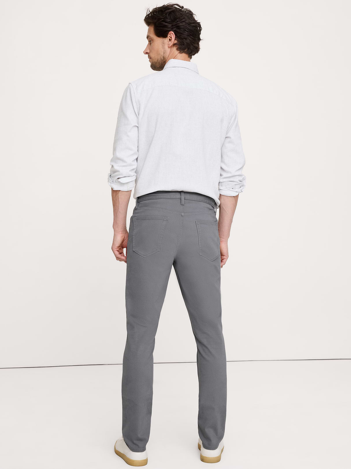 Skinny Traveler Pant 2.0 - Smoke Signal Gray