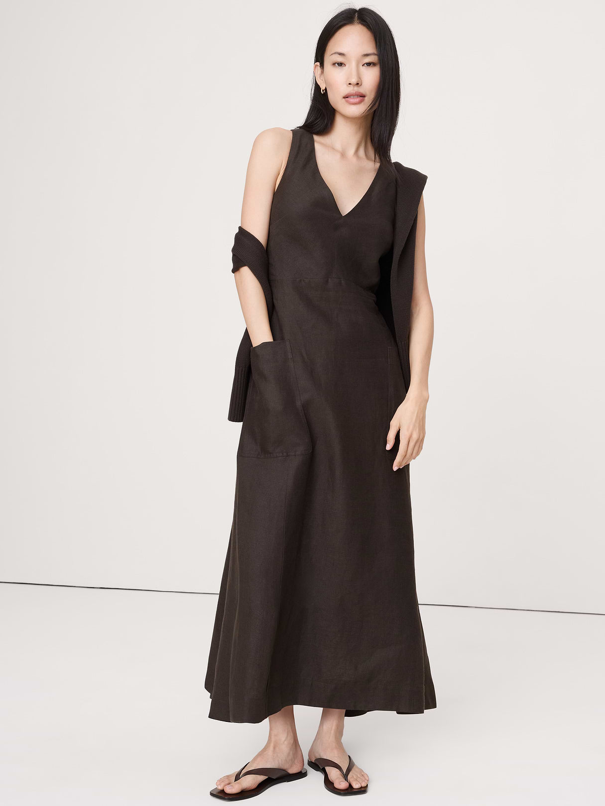 Linen Pocket Maxi Dress - Brownstone
