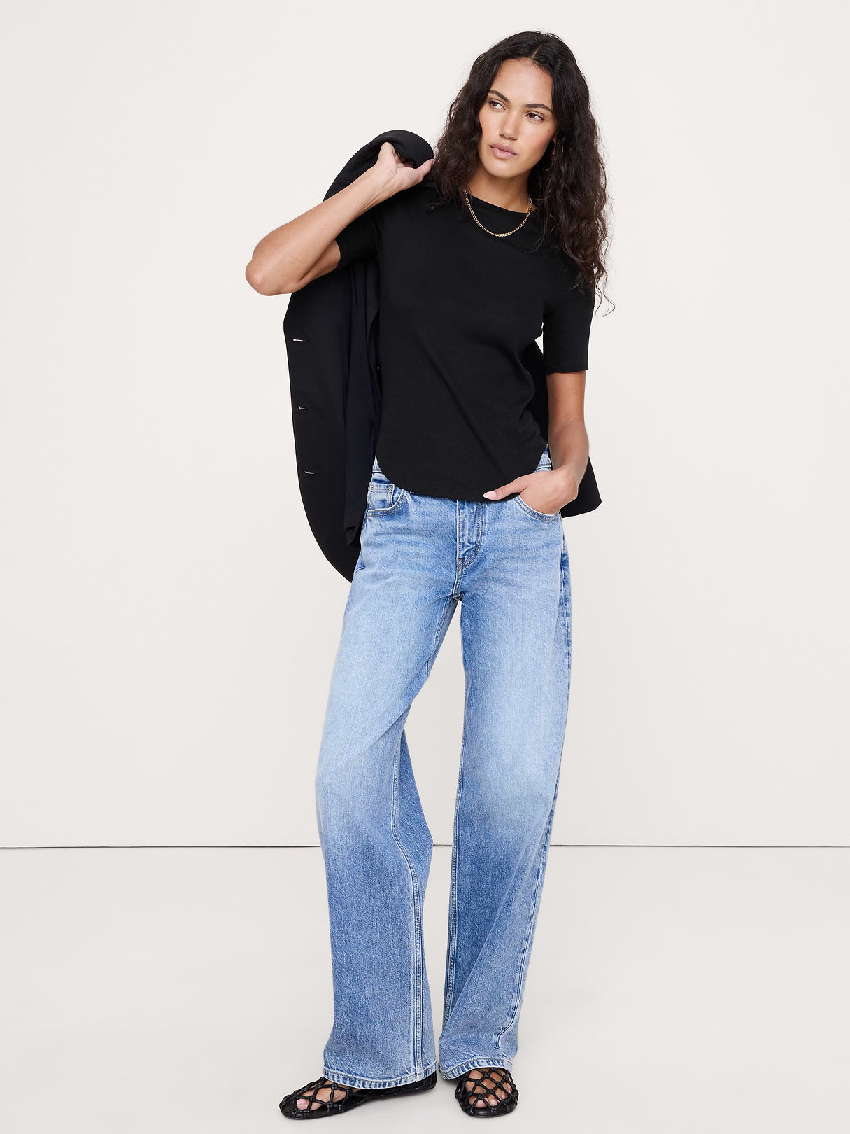 Airy Cotton Elbow-Sleeve T-Shirt - Black