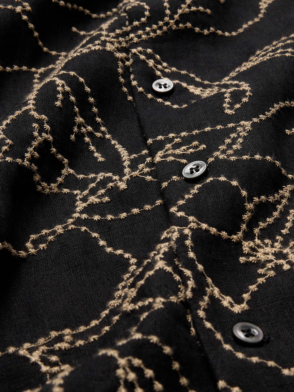 Standard-Fit Embroidered Linen Resort Shirt - Black