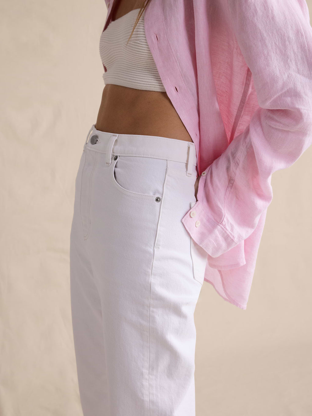 High-Rise 90S Straight Jean - White