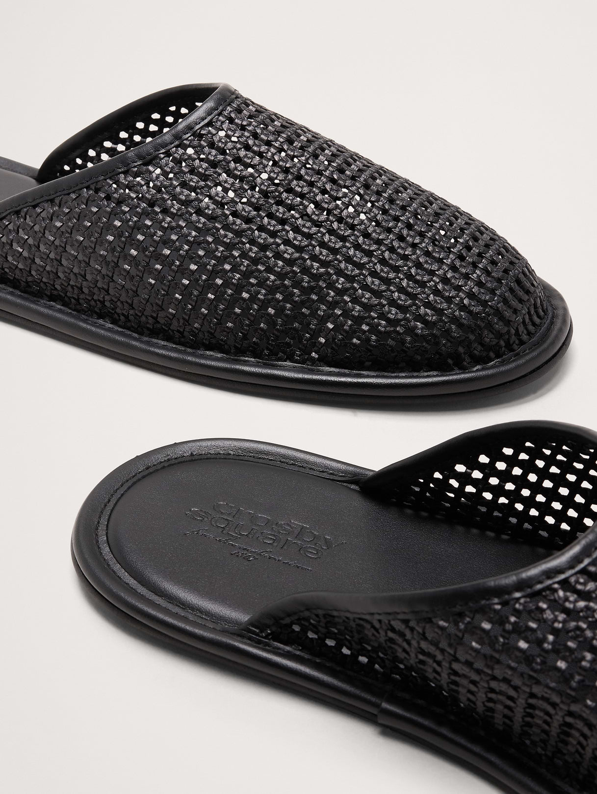 Woven Slide - Black