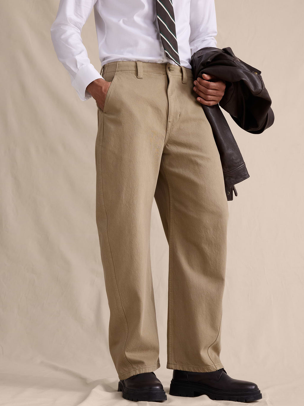 Loose Twisted Seam Jean - Khaki Beige