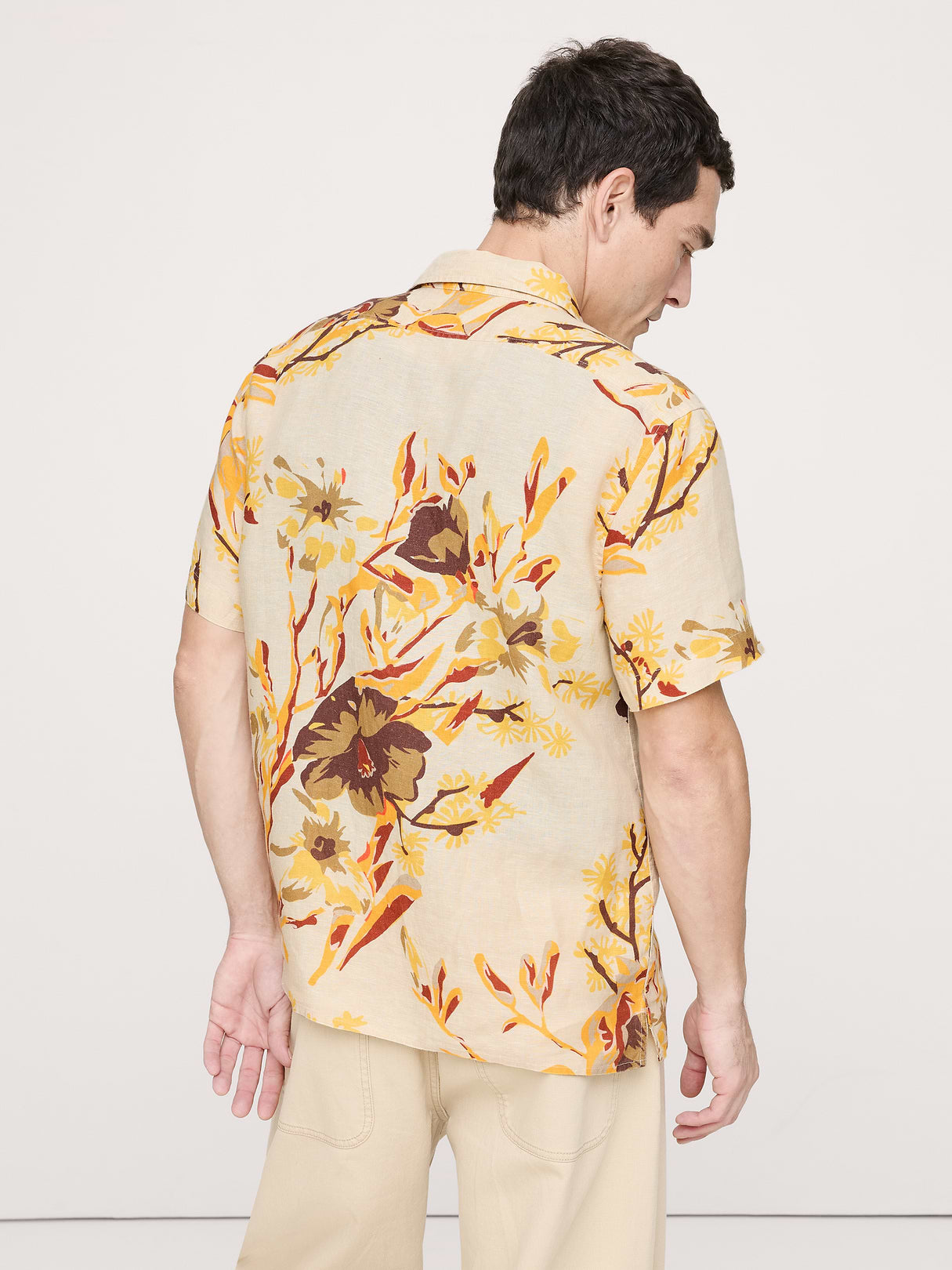 Standard-Fit Linen Resort Shirt - Yellow Floral