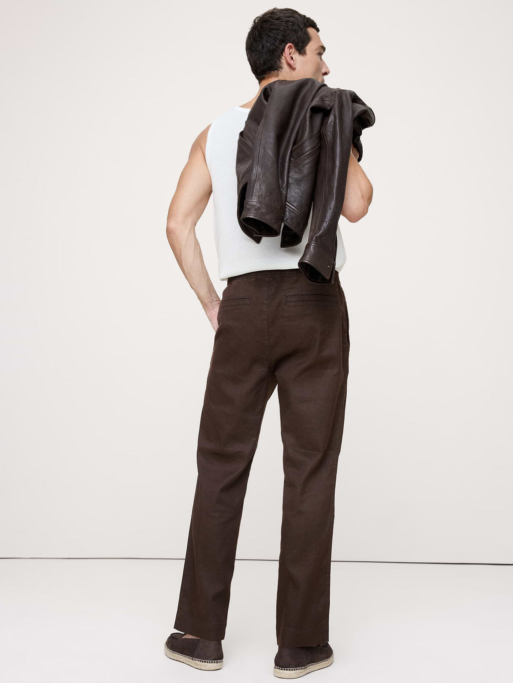 Straight Italian Linen-Cotton Pull-On Pant - Brownstone