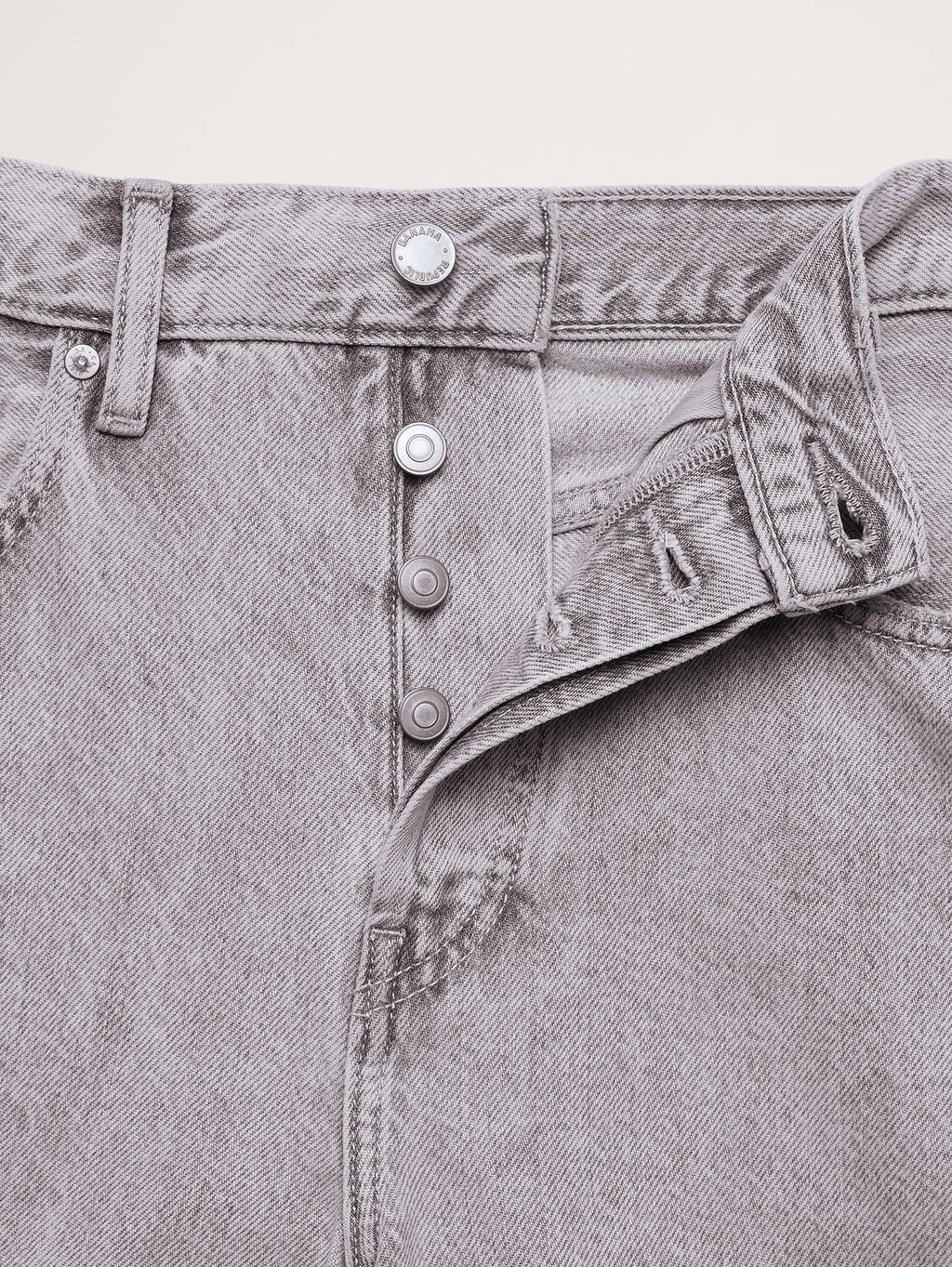 Mid-Rise Baggy-Straight Lightweight Jean - Light Gray Wash