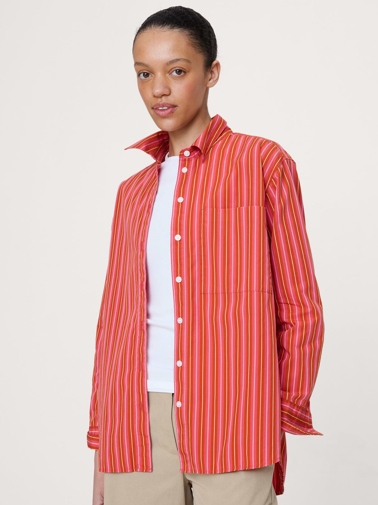 The Oversized Shirt in Cotton Poplin - Pink Stripe