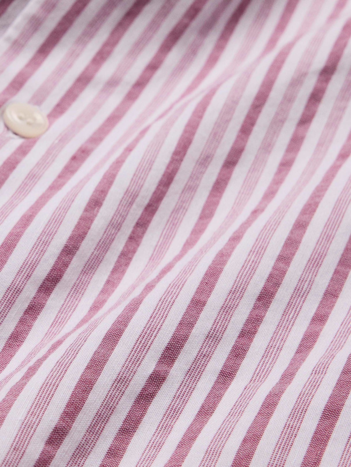 Slim-Fit Linen-Cotton Dress Shirt - White & Red Stripe