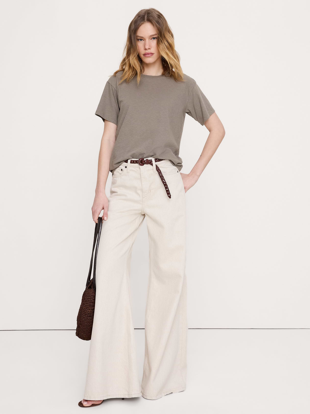 Cotton Slub Boyfriend Crew-Neck T-Shirt - Light Khaki Beige