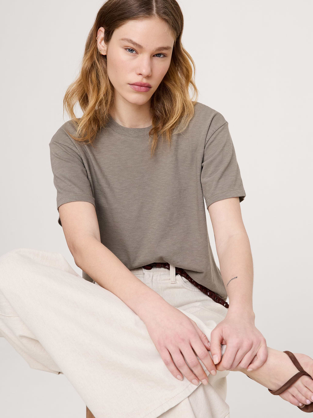 Cotton Slub Boyfriend Crew-Neck T-Shirt - Light Khaki Beige