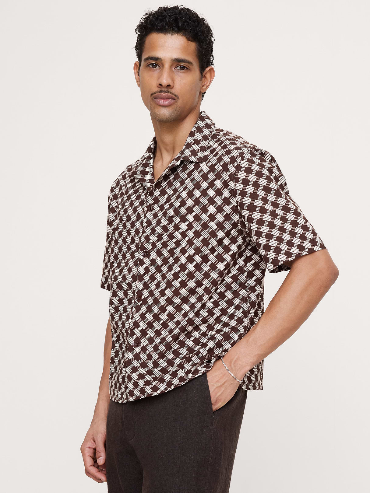 Relaxed-Fit Cotton Slub Resort Shirt - Brown Print