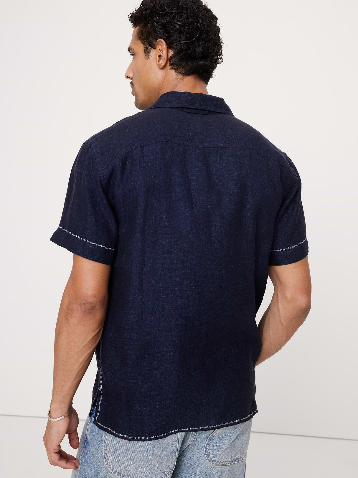 Standard-Fit Embroidered Linen Resort Shirt - Navy Blue