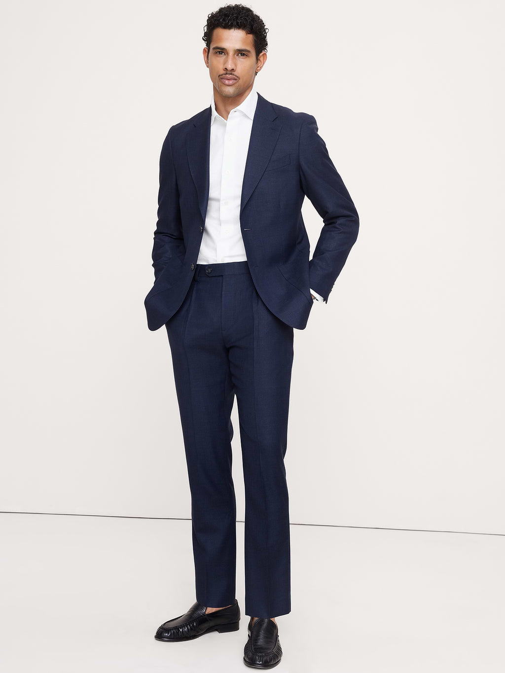 Tailored Slim-Fit Italian Wool Ventile Suit Pant - Navy Blue