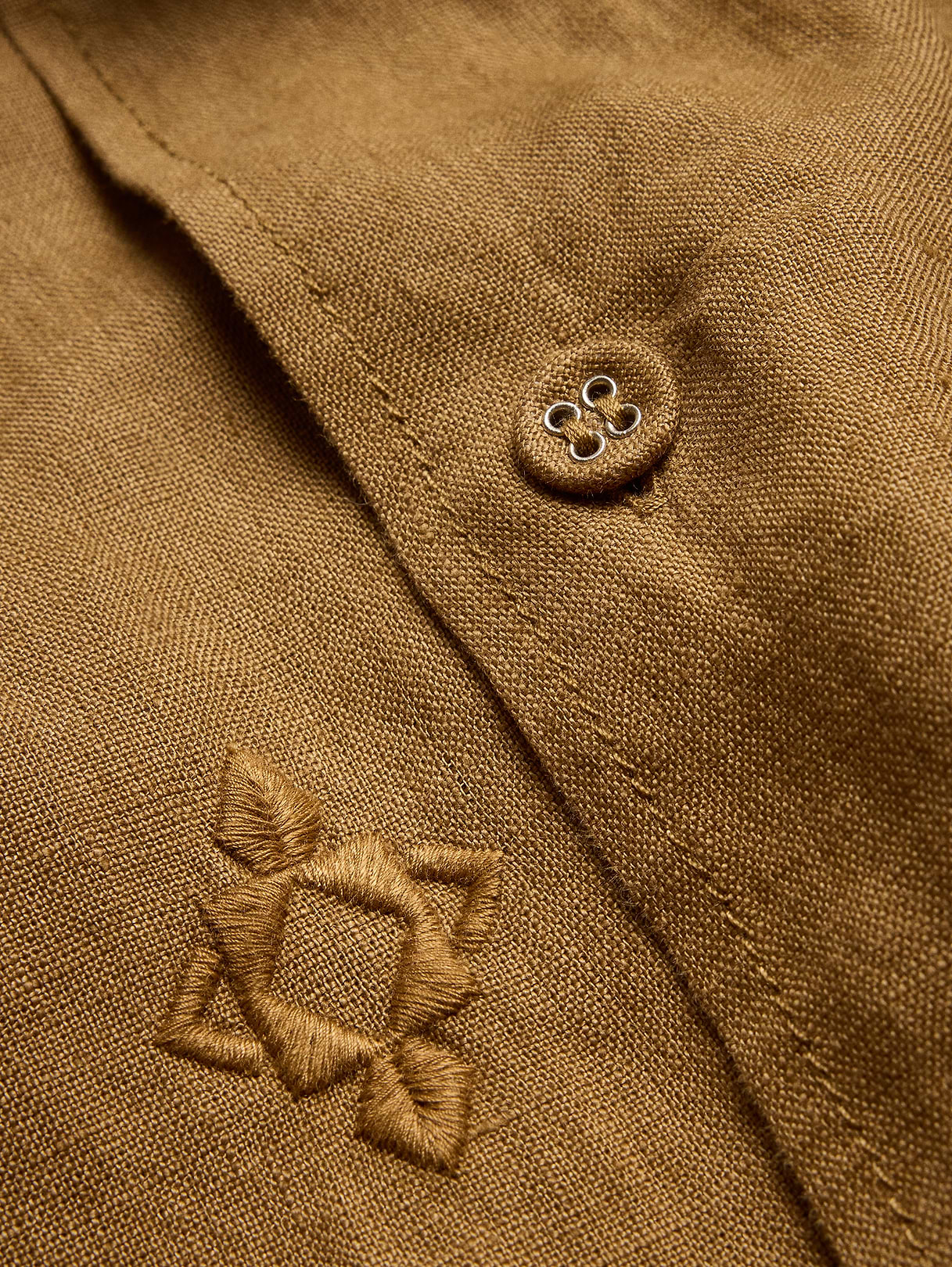 Relaxed-Fit Embroidered Linen Long-Sleeve Resort Shirt - Khaki Beige