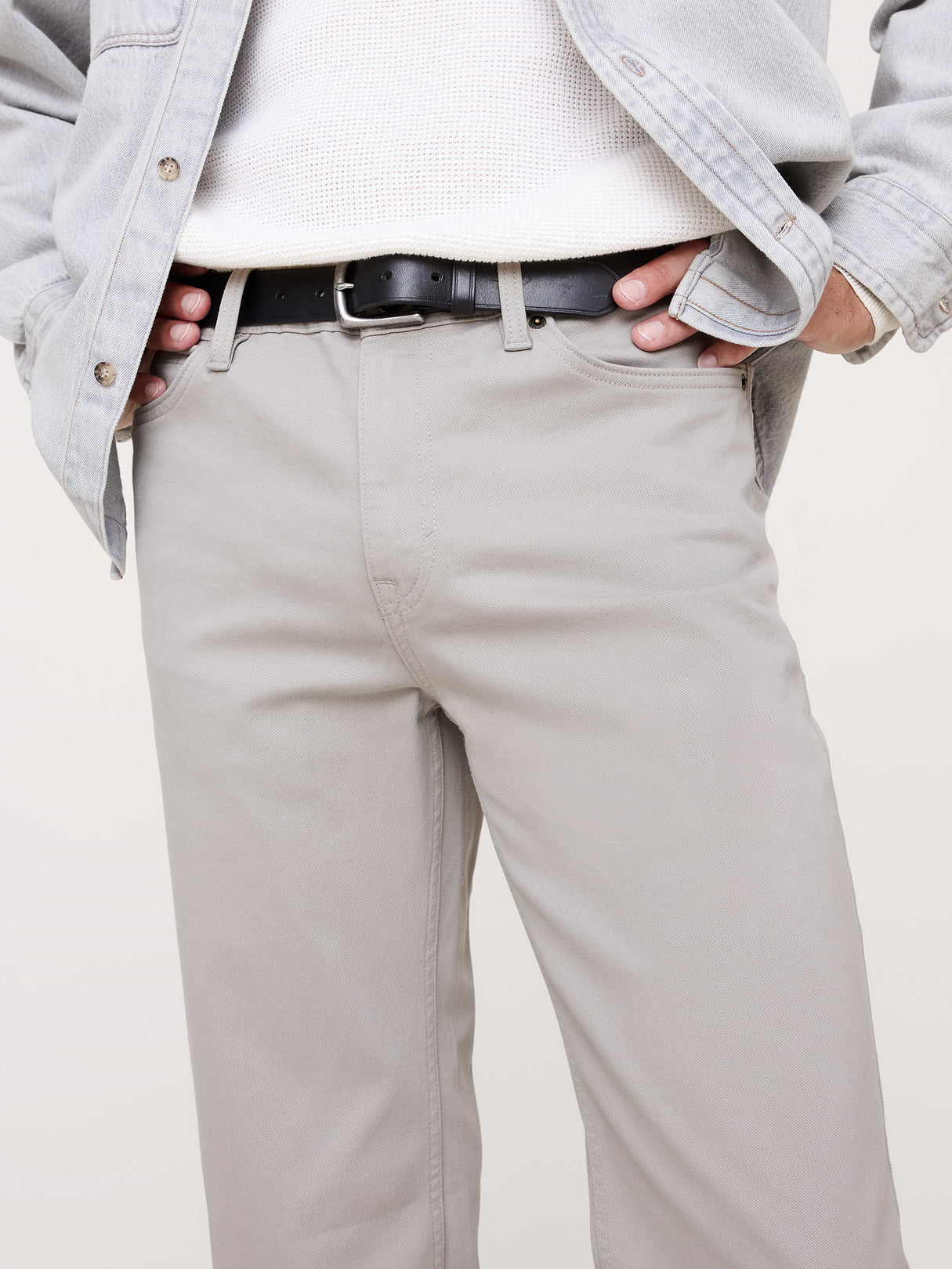 Straight Traveler Pant - Light Gray
