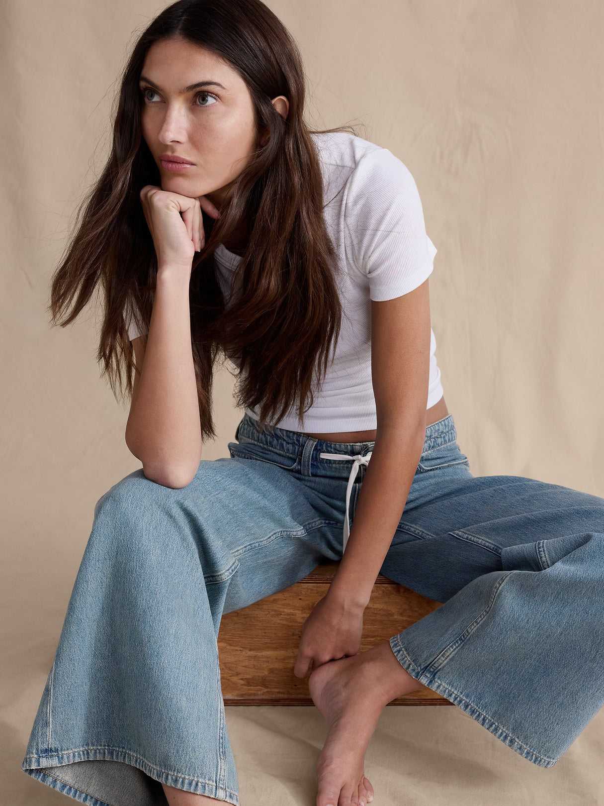 Mid-Rise Wide-Leg Drawstring Jean - Medium Wash