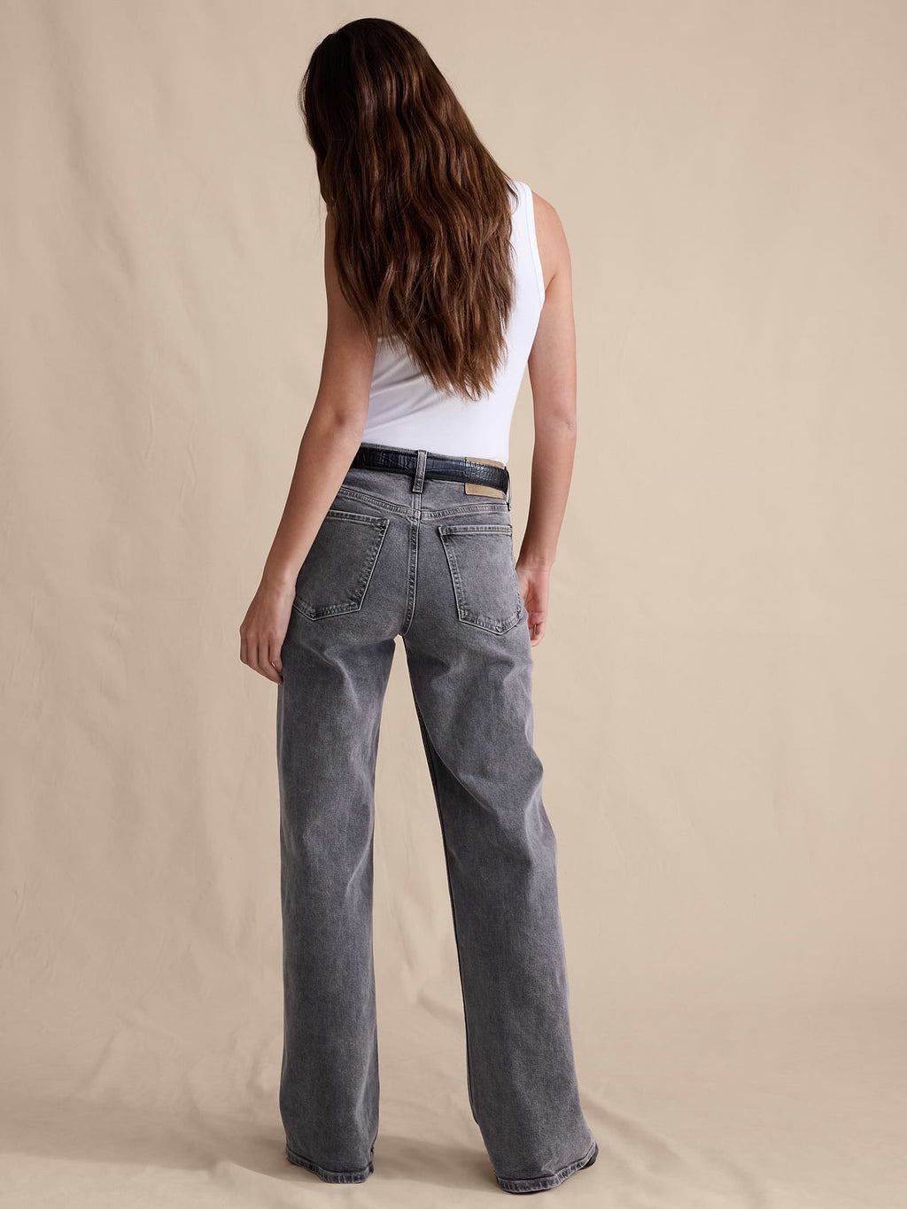 The Icon Classic Wide-Leg Jean - Medium Gray Wash