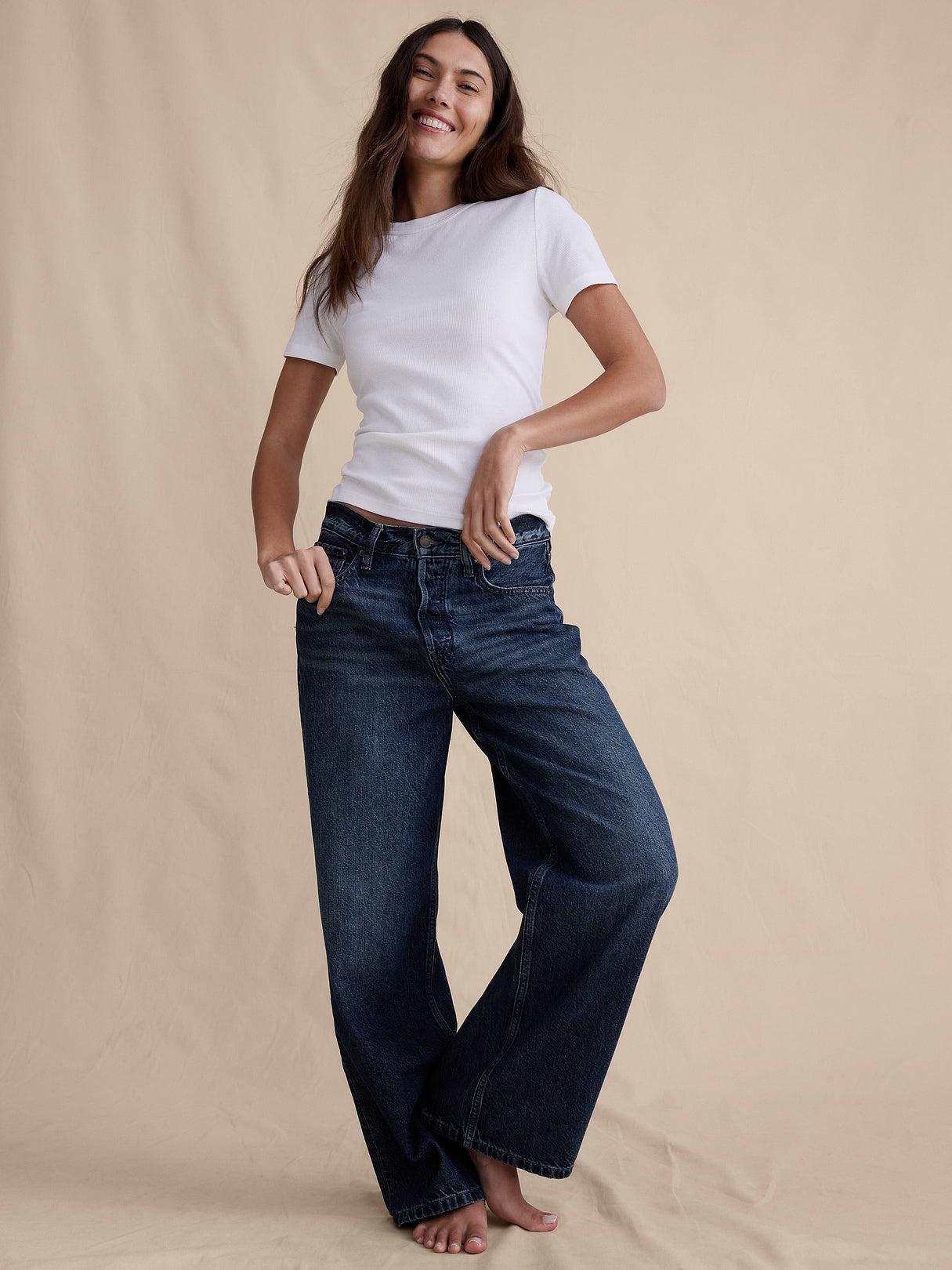 Mid-Rise Baggy-Straight Lightweight Jean - Medium Wash