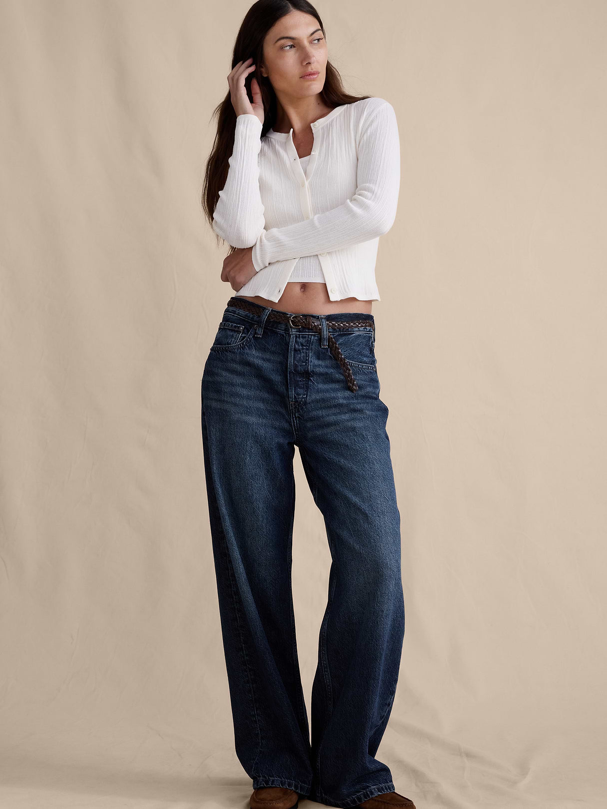 Mid-Rise Baggy-Straight Lightweight Jean - Medium Wash