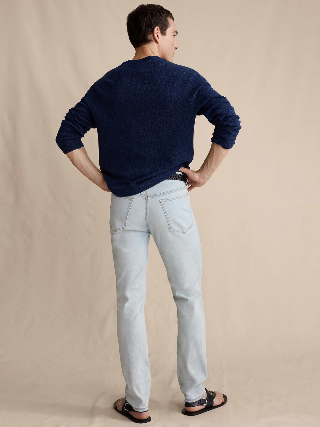 Straight Luxe Traveler Jean - Bleach Blue