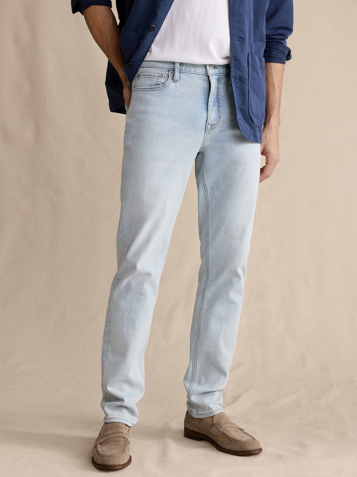 Athletic Luxe Traveler Jean - Bleach Blue