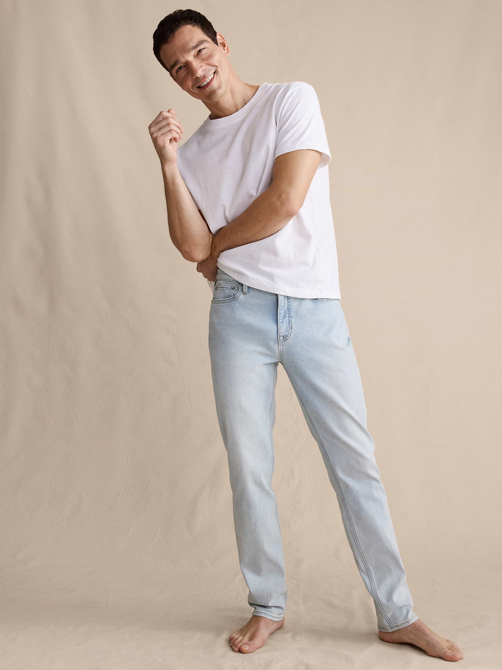 Athletic Luxe Traveler Jean - Bleach Blue