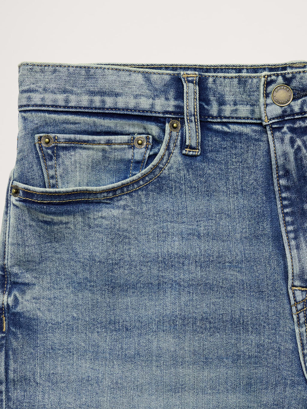 Slim Luxe Traveler Jean - Tinted Blue