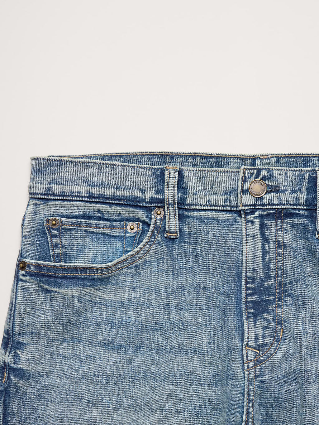Straight Luxe Traveler Jean - Tinted Blue