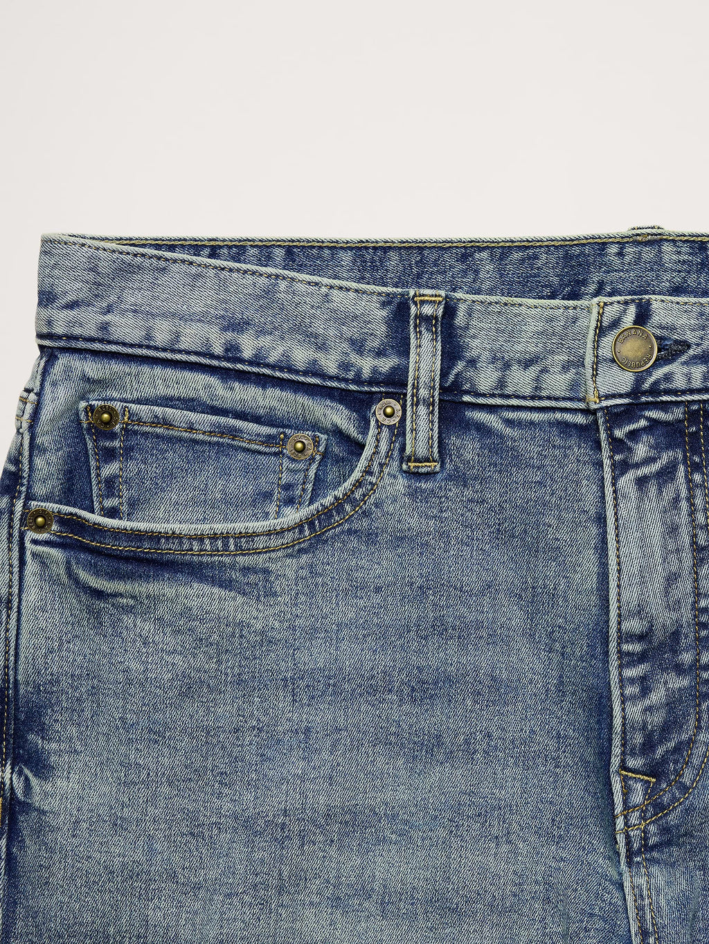 Athletic Luxe Traveler Jean - Tinted Blue