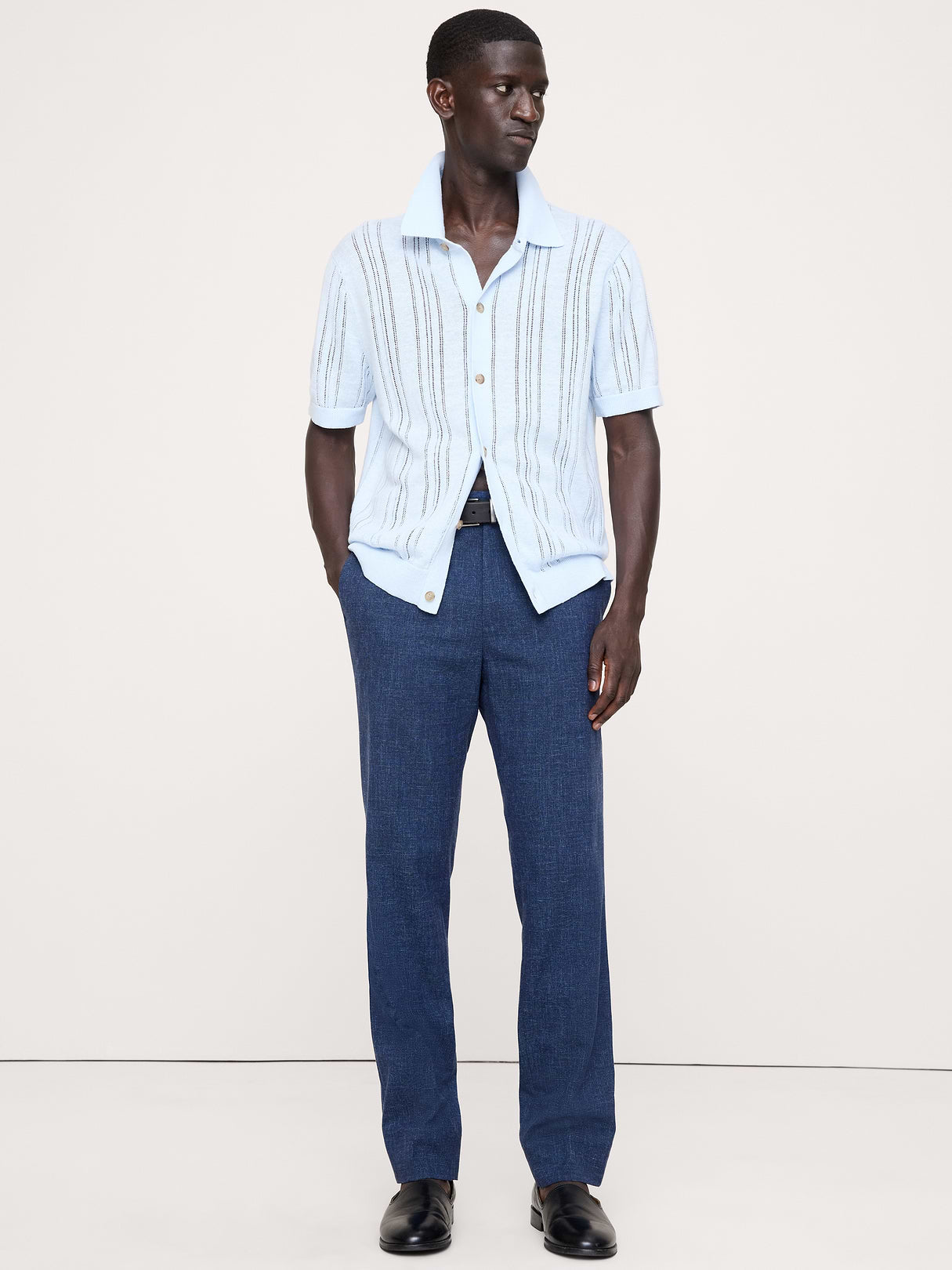 Slim Wrinkle-Resistant Dress Pant - Navy Blue