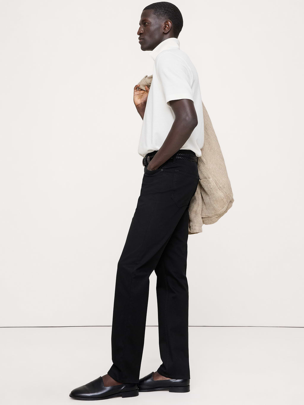 Slim Traveler Pant - Black