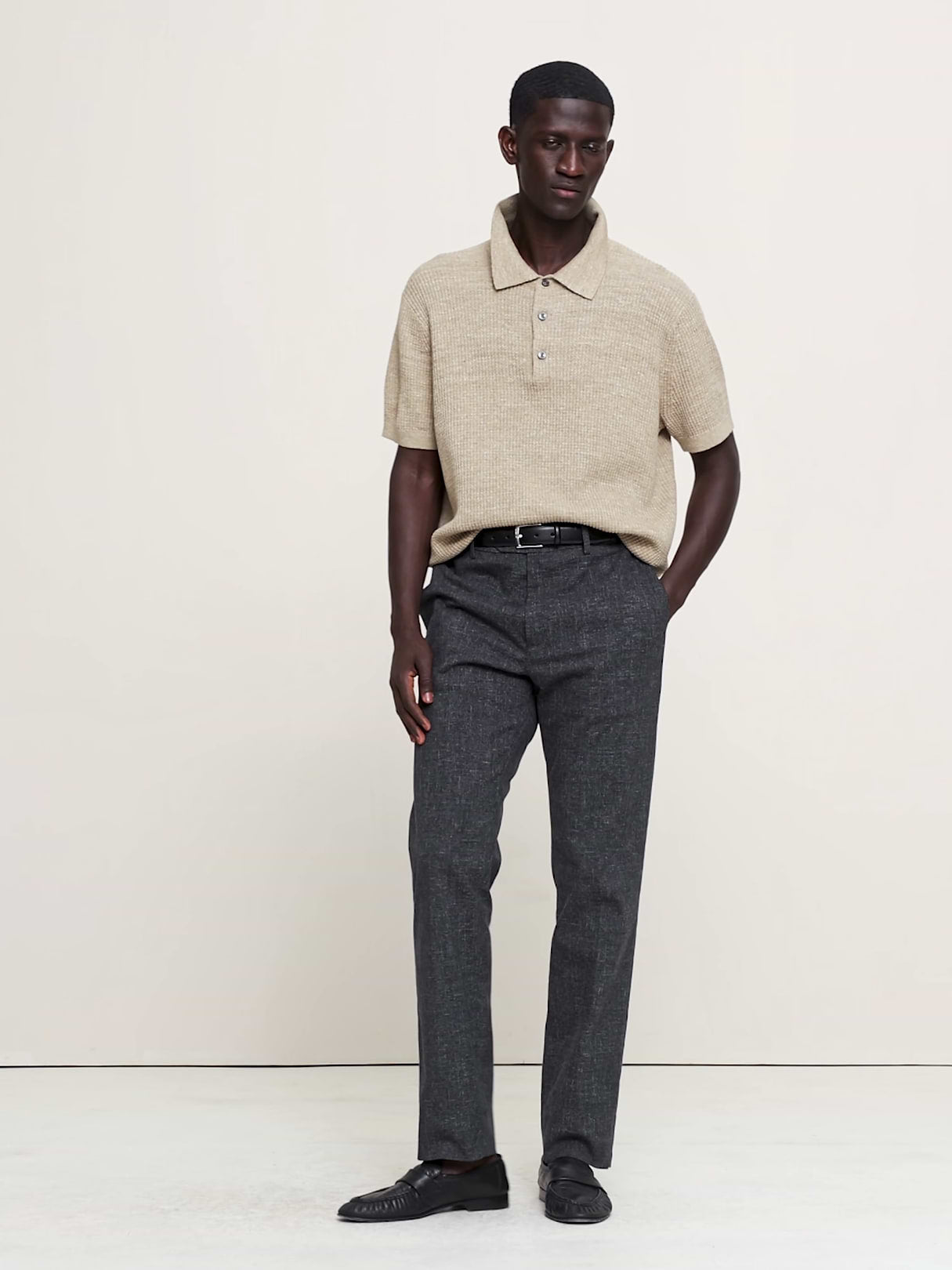 Slim Wrinkle-Resistant Dress Pant - Charcoal Gray