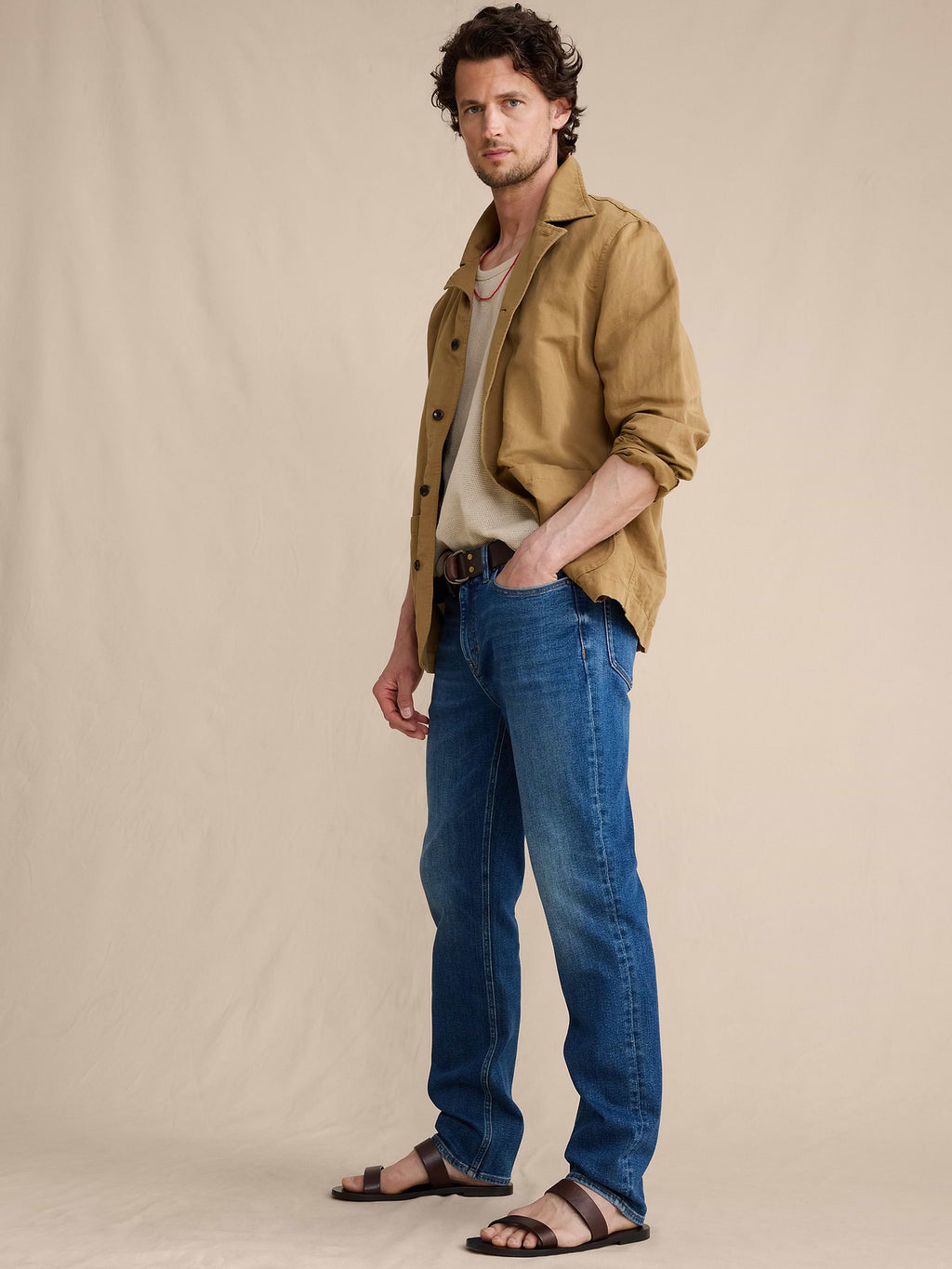 Slim Luxe Traveler Jean - Medium Wash