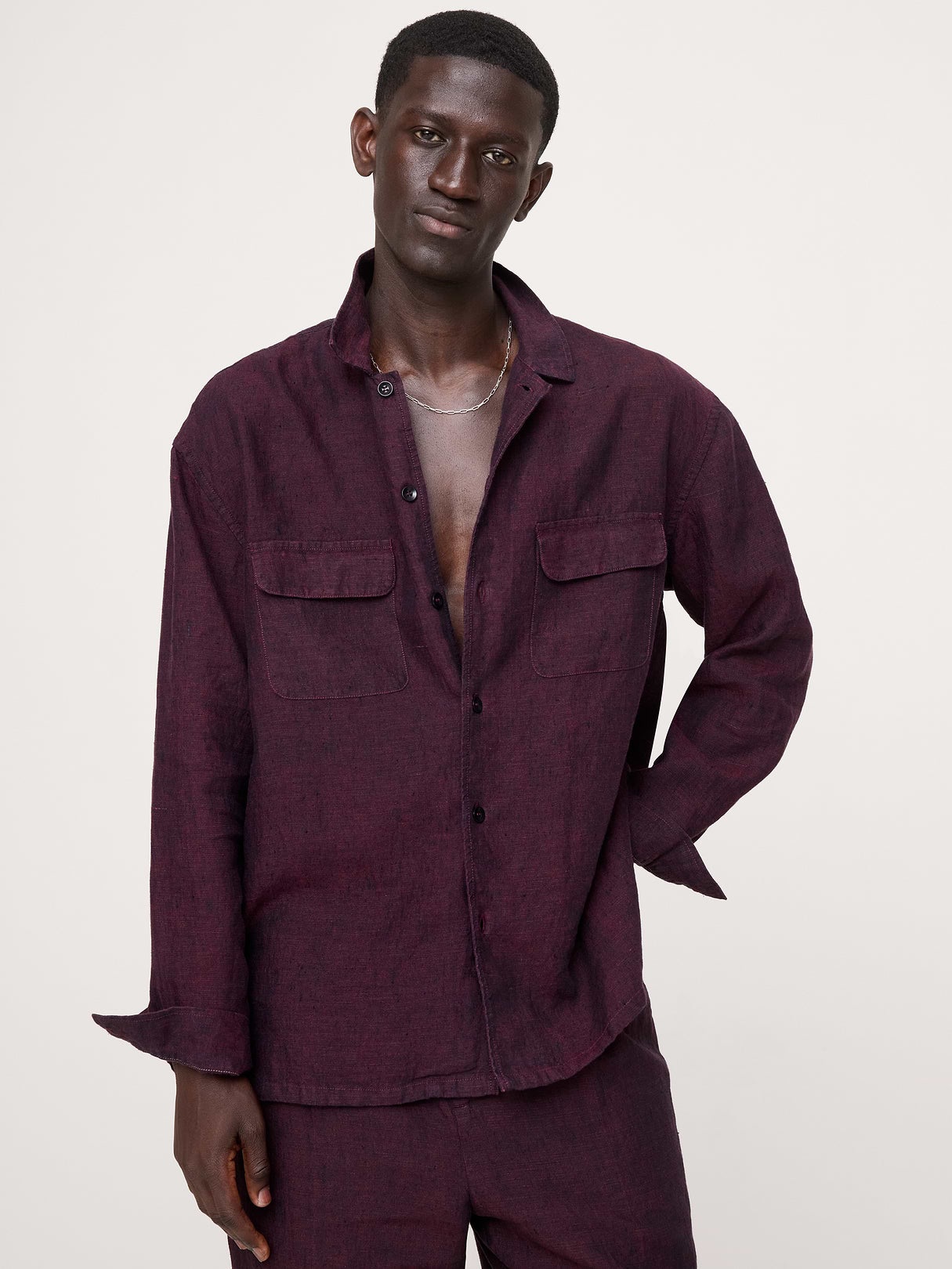 Relaxed-Fit Linen Resort Shirt - Deep Burgundy Red