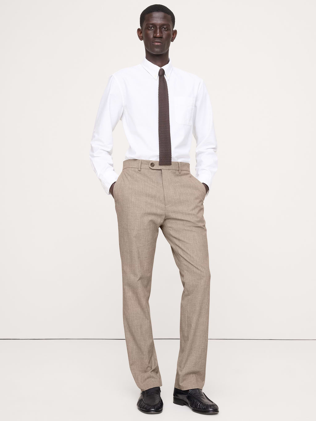 Slim Wrinkle-Resistant Dress Pant - Khaki Beige