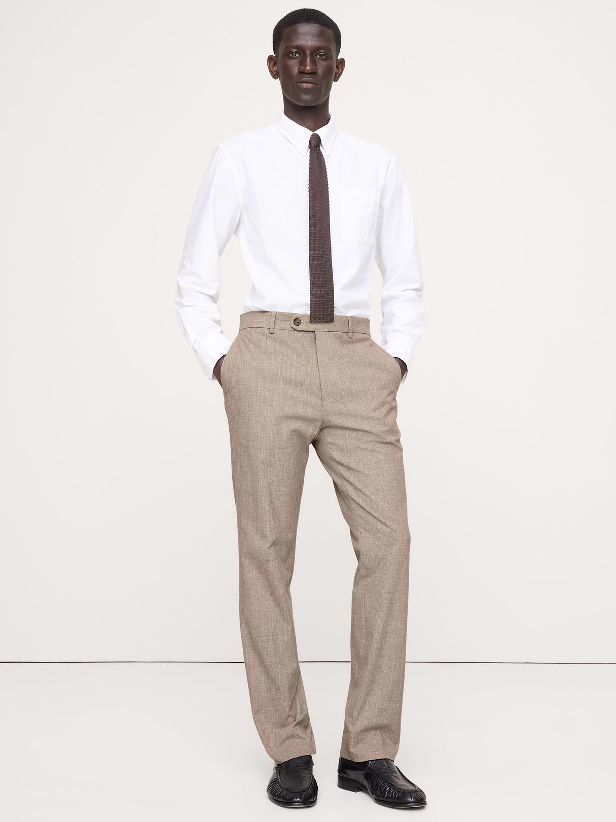 Slim Wrinkle-Resistant Dress Pant - Khaki Beige