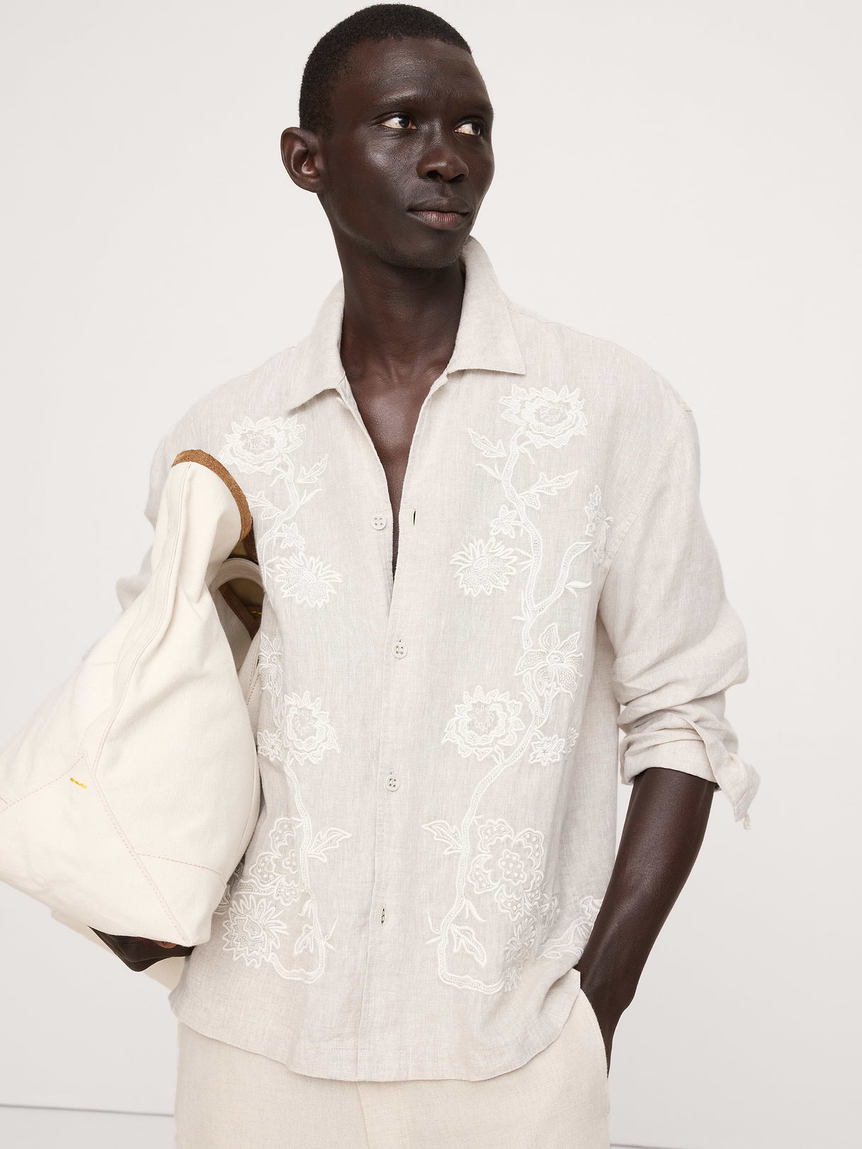 Relaxed-Fit Embroidered Linen Long-Sleeve Resort Shirt - Natural