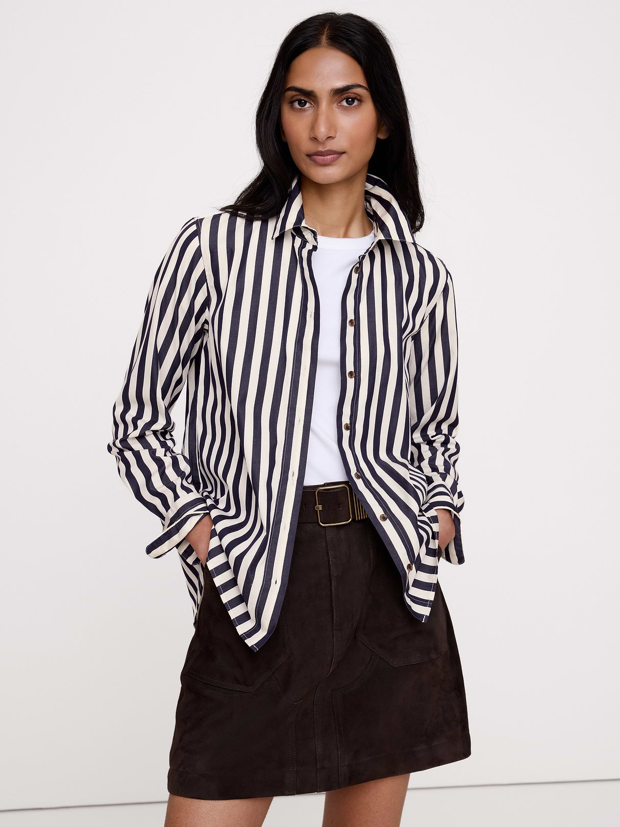 The Everyday Shirt in Cotton Poplin - White & Navy Blue Stripe