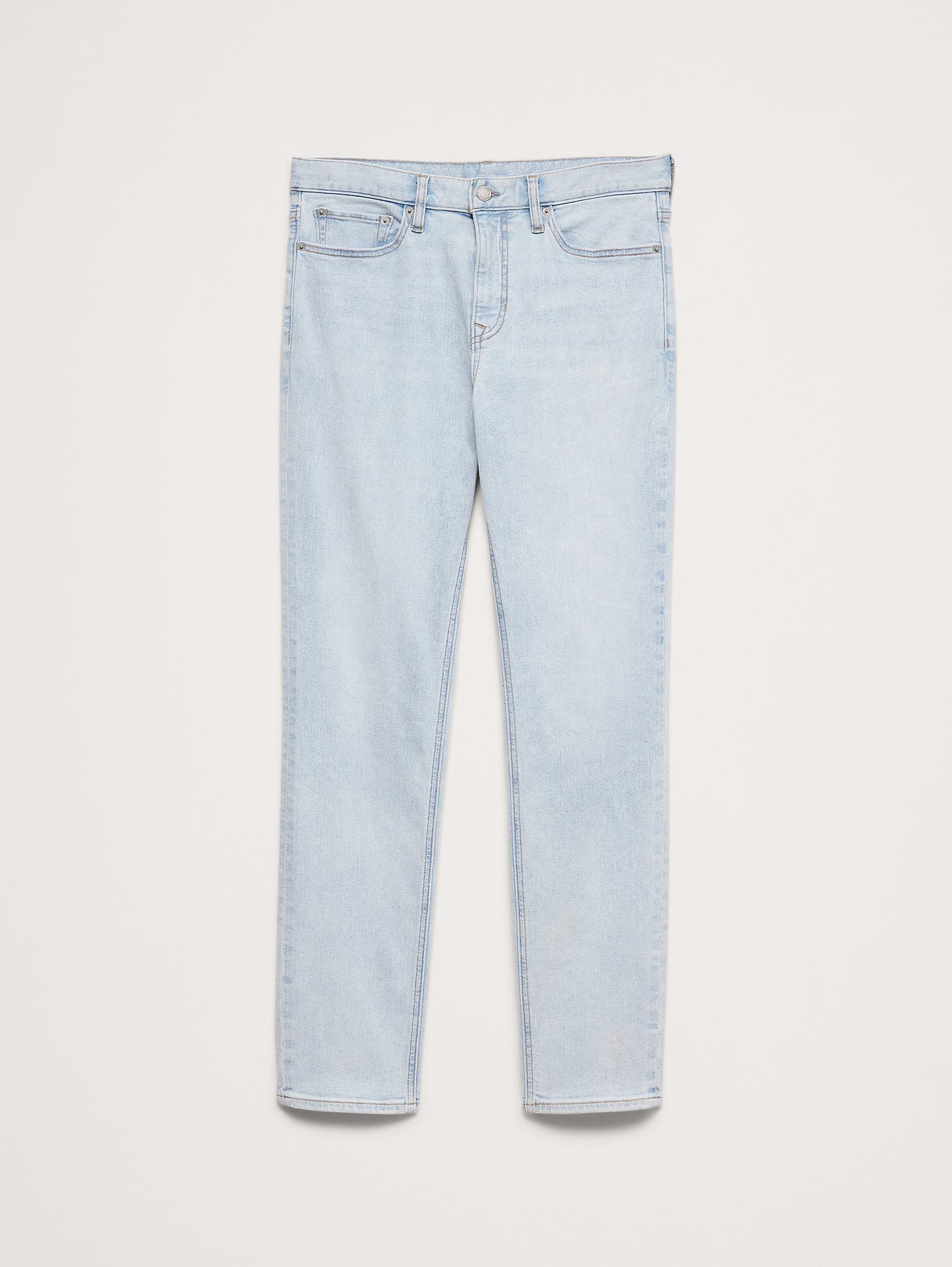 Slim Luxe Traveler Jean - Bleach Blue