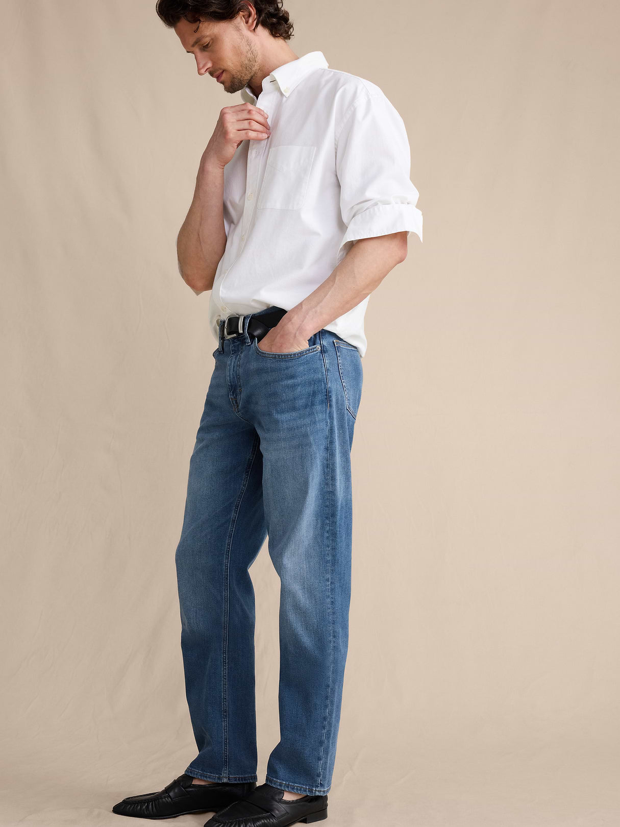 Straight Luxe Traveler Jean - Medium Wash