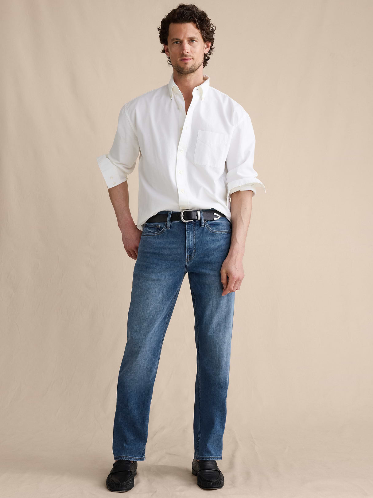Straight Luxe Traveler Jean - Medium Wash