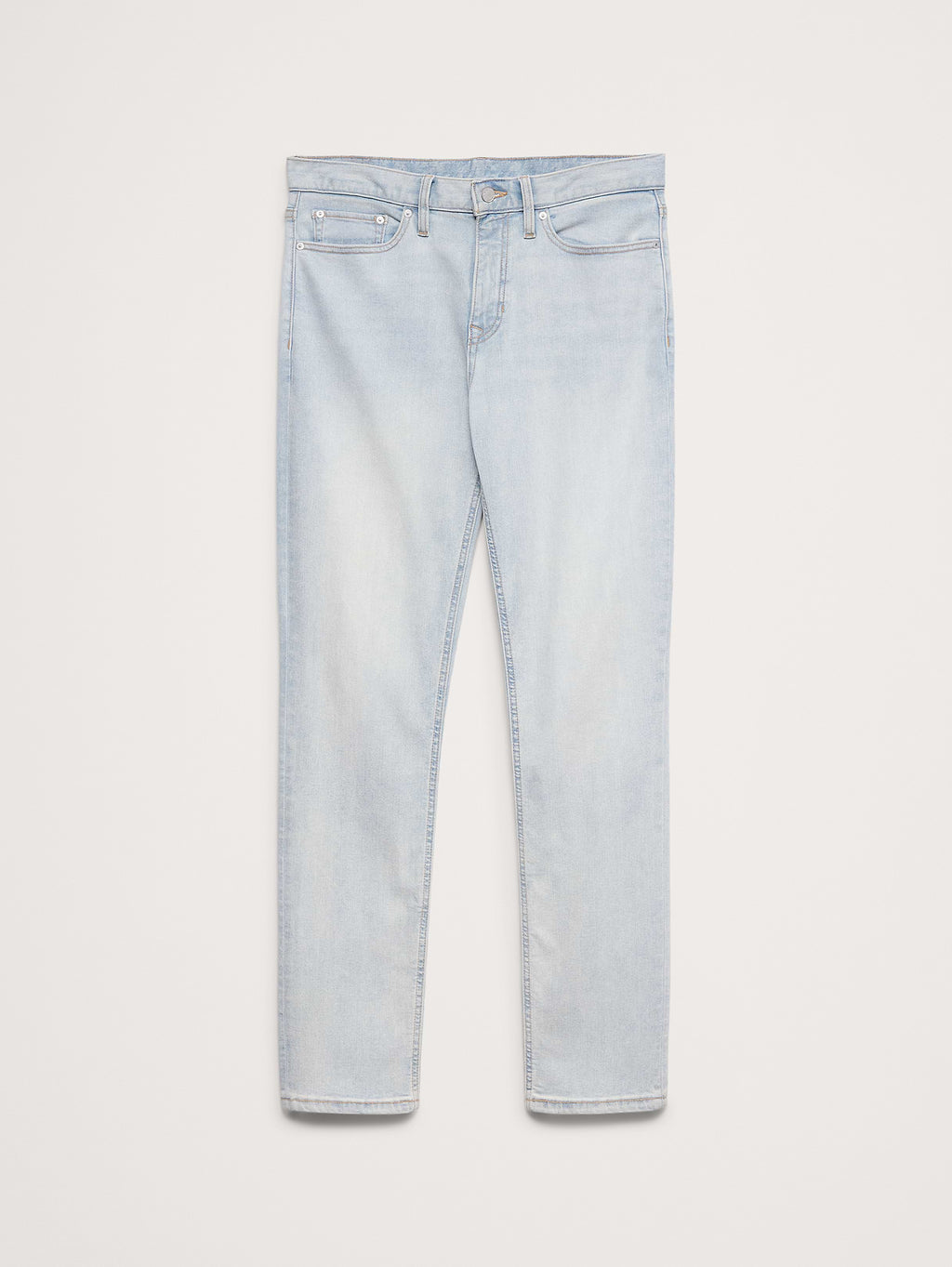 Straight Luxe Traveler Jean - Bleach Blue