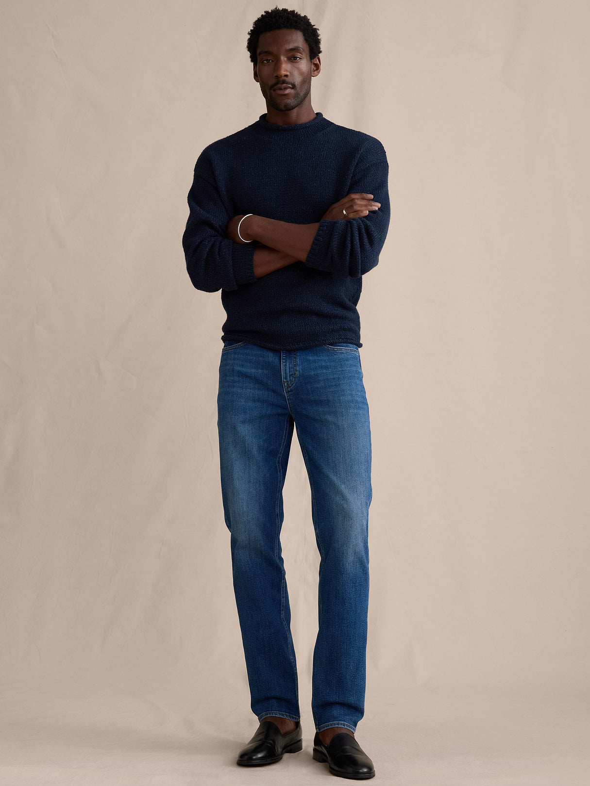 Slim Luxe Traveler Jean - Medium Wash