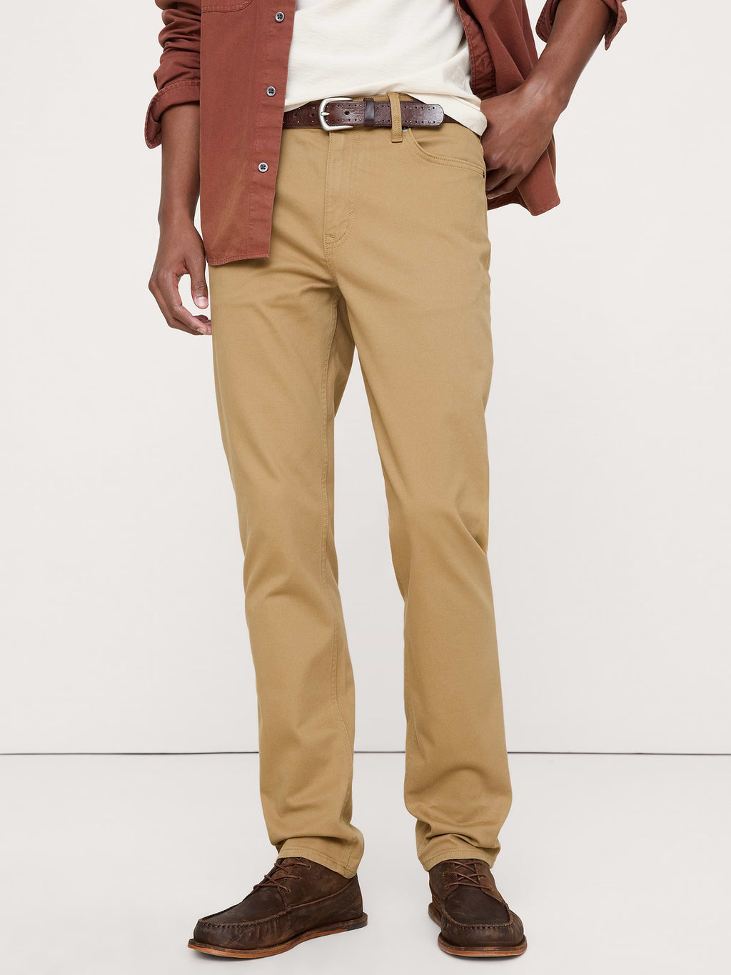 Slim Traveler Pant - Whiskey Brown