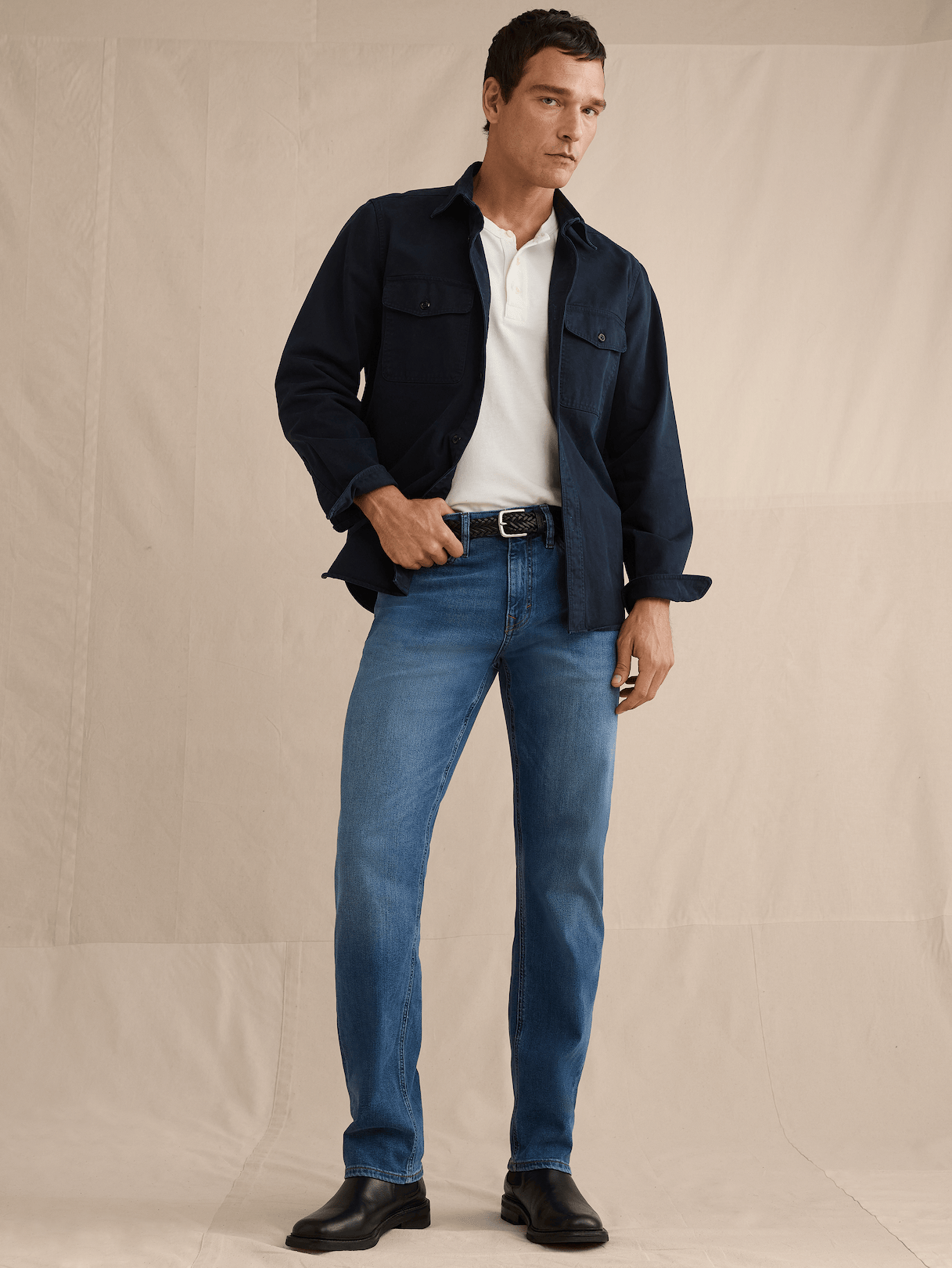Slim Luxe Traveler Jean - Vintage Medium Wash